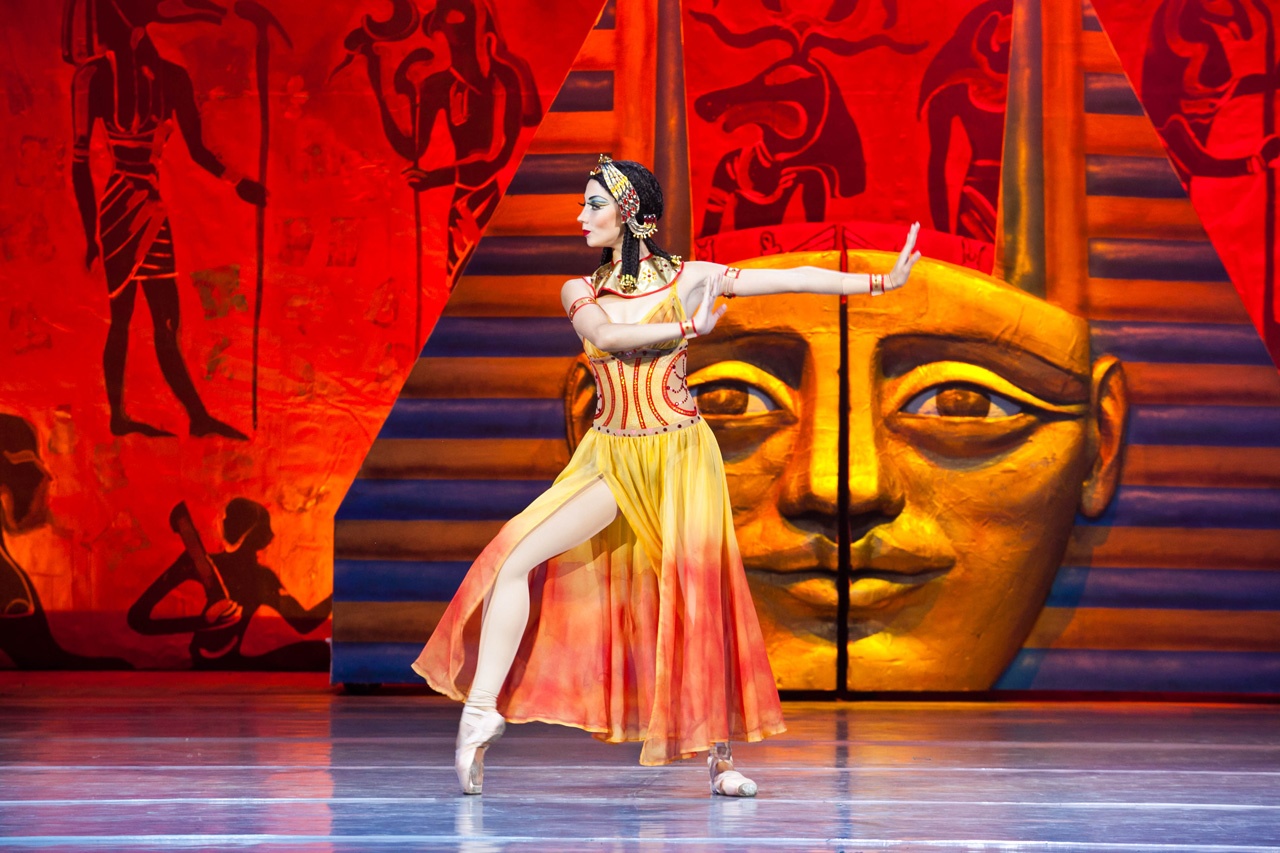 «Клеопатра». В. Качесов. Спектакль театра «Кремлёвский балет»